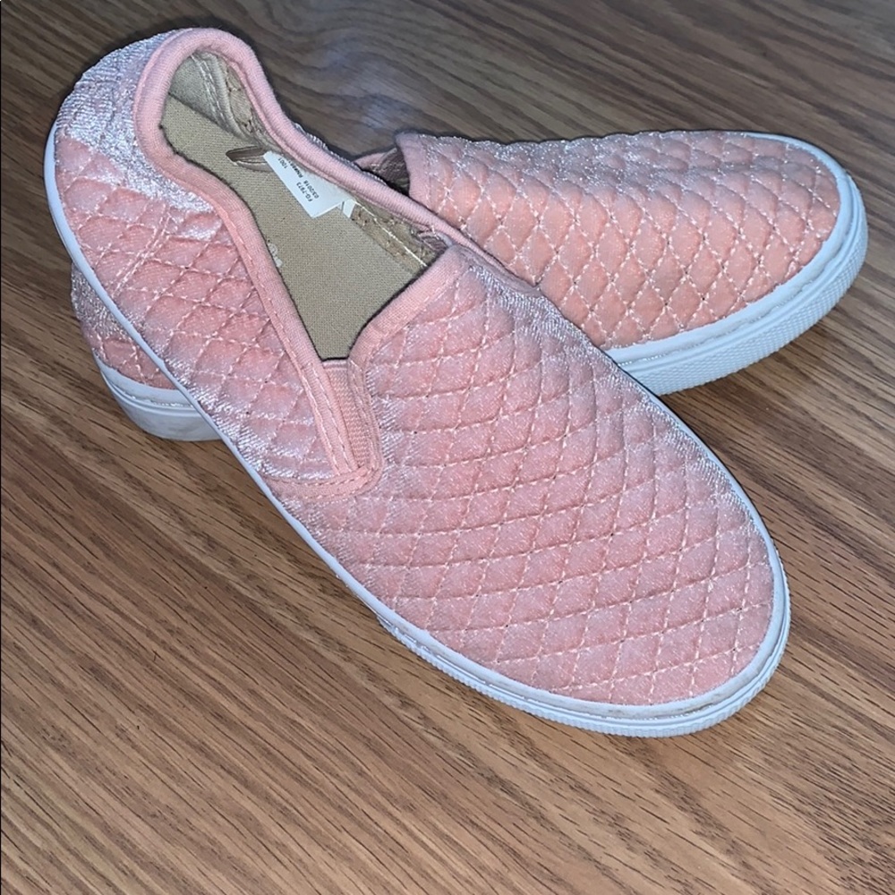 Girls pink slip on